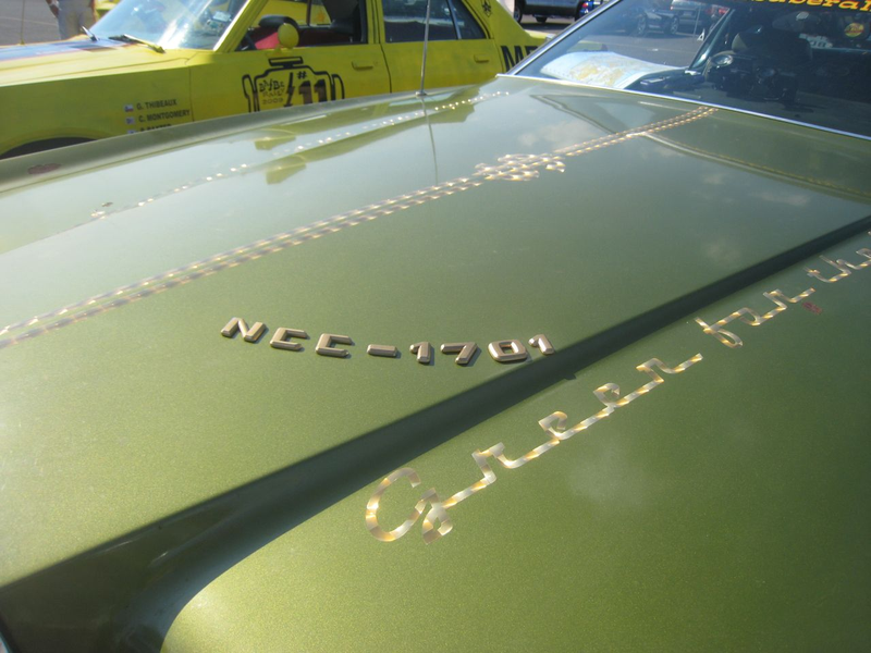 Illustration for article titled Break Out The Calendars: LeMons Versus BABE Rally Cars At The Dragstrip!